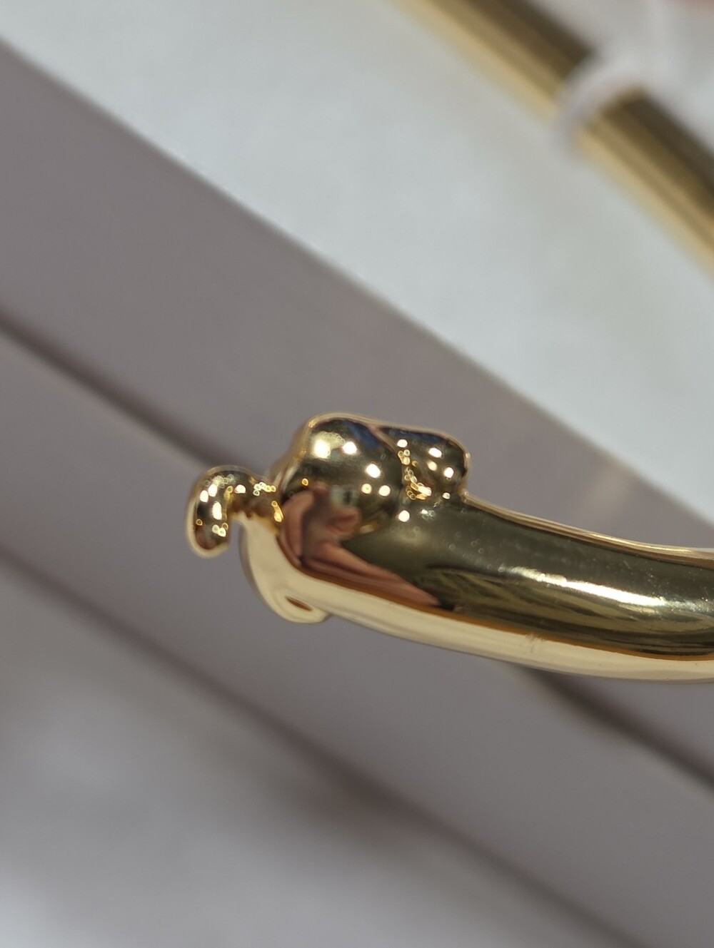 🆕️ Kate Spade Retired Hot Dog Dachshund Flex Cuff Bracelet - Picture 4 of 7